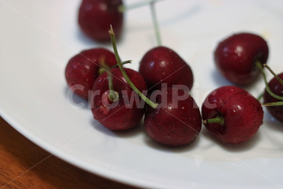 체리,붉은색,과일,음식,접시,빨강,식재료,요리,감성,감정,red,fruit,food,cook,color,색감,색감좋은사진,음식,식재료,요리,food,cook,meal,dishes,food reserves,과일,열매,fruit