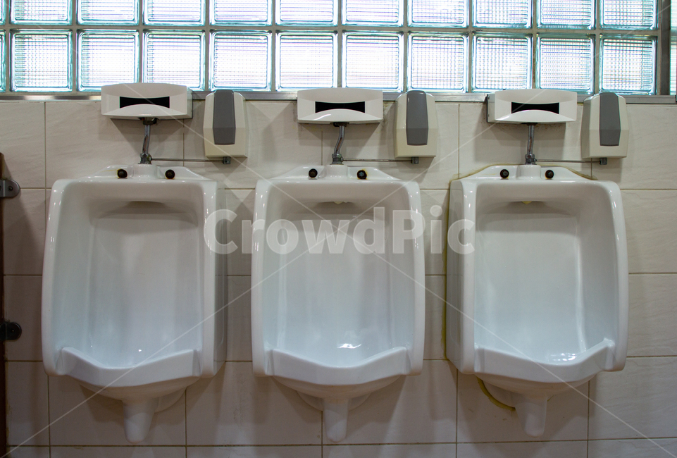 화장실,소변기,남성,세라믹,위생,물,장비,깨끗함,indoor,engineering,wc,flushing,auto,sensor,piss,plumbing,industrial,washroom,urine,mens,row,comfort,rest,urinating,piddle,group,urinary,indoors,objects,unpleasant,cleanliness,background,urinate,interior,space,pee,restroom,nobody,empty,bathroom,ceramic,clean,design,equipment,hygiene,men,modern,public,sanitary,toilet,urinal,wall,water,white,변소,공간