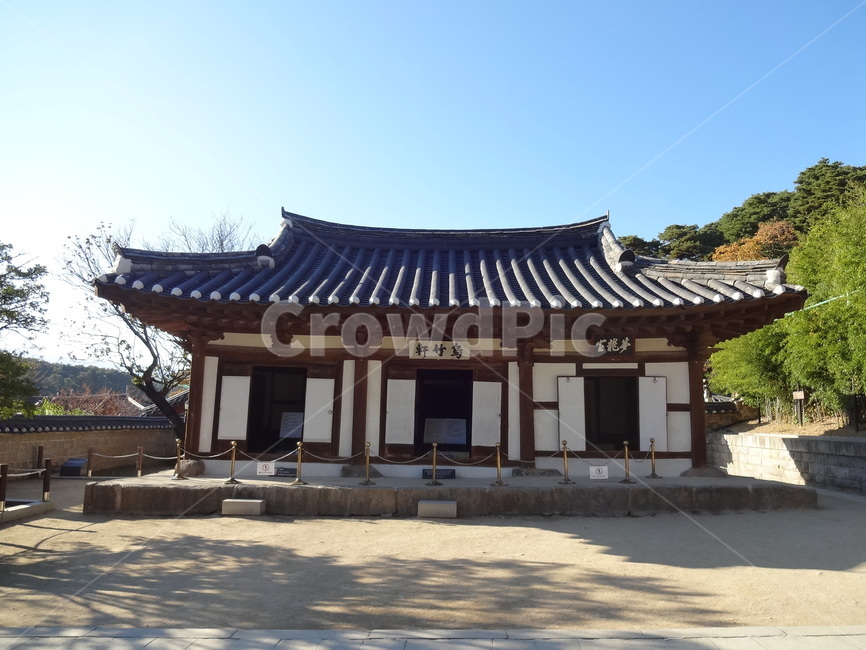 오죽헌,한국적인,보물제165호,신사임당,한국전통,한국전통,한국문화,korean traditional,korean culture,건축물,건물외관,exterior,building,structure,architecture,construction