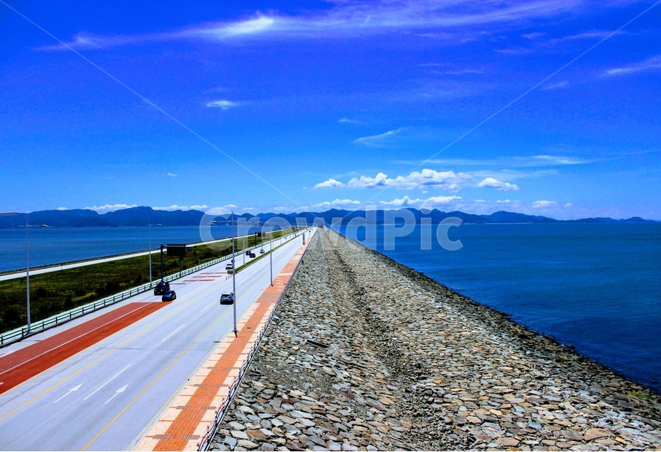 바다,도로,길,하늘,구름,교통,교통수단,traffic,transportation