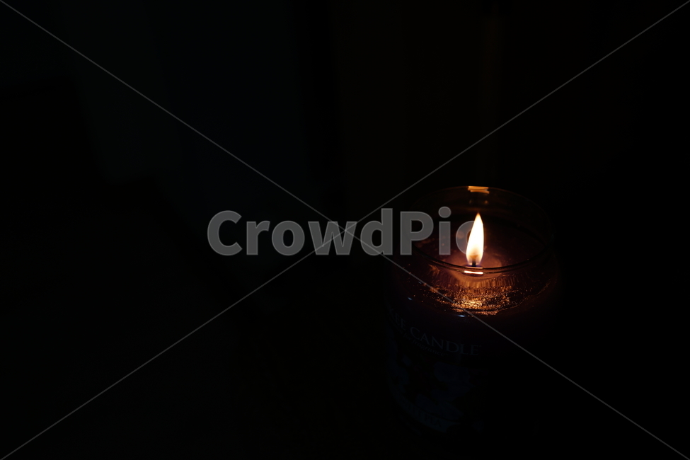 촛불,초,불,불빛,분위기,감성,감성사진,느낌,feel,candle,양초,캔들,감수성,어둠,빛,감각,접사,사물,물건,오브젝트,thing,object,matter