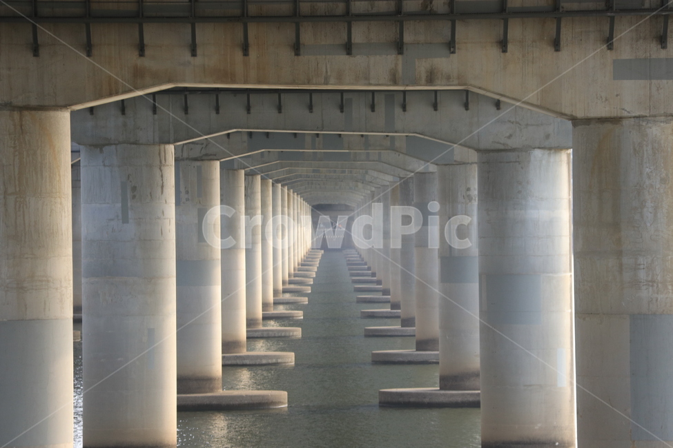 다리,bridge,물,기둥,water,대칭