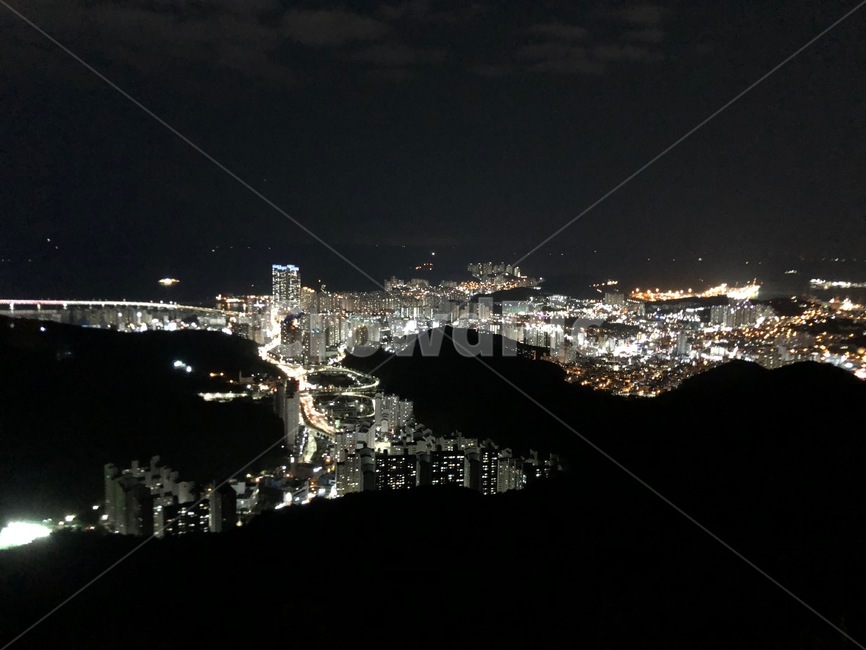 landscape,경치,outdoors,옥외,nature,자연,scenery,풍경,aerialview,조감도,야경,황령산,야경,밤,풍경,nightscape,night,landscape,aerial view