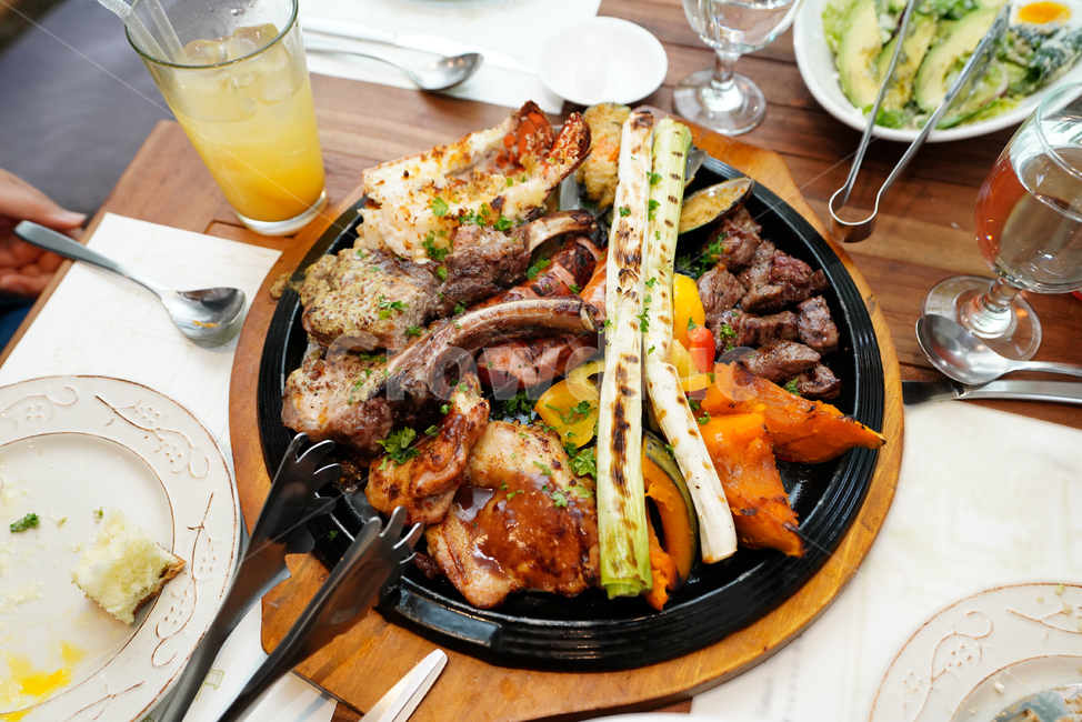 음식,먹방,스테이크,육류,파,고기,외식,식사,안주,소세지,steak,대파,먹거리,푸드,음식,식재료,요리,food,cook,meal,dishes,food reserves,육류,고기,meat,양식,서양음식,서양요리,western food,western dishes,western meal,western cook