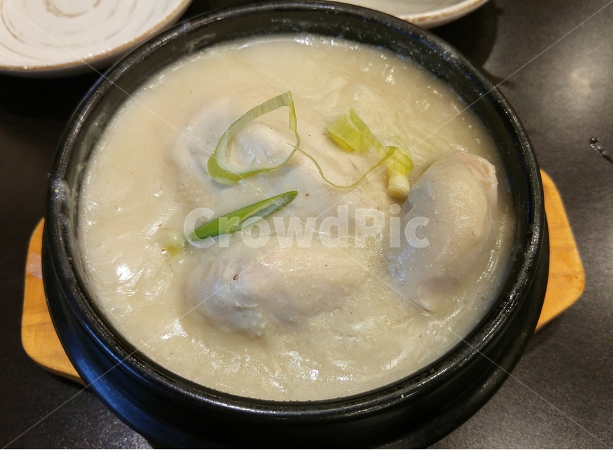 삼계탕,닭고기,초복,보신,영계,음식,식재료,요리,food,cook,meal,dishes,food reserves,한식,한국음식,한국요리,korean food,korean dishes,korean meal,korean cook