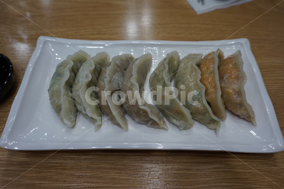 만두,딤섬,김치만두,dimsum,손만두,중식,고기만두,새우만두,샤오롱바오,외식,회식,야식,안주,술안주,요리,한식,한국음식,중국음식,음식