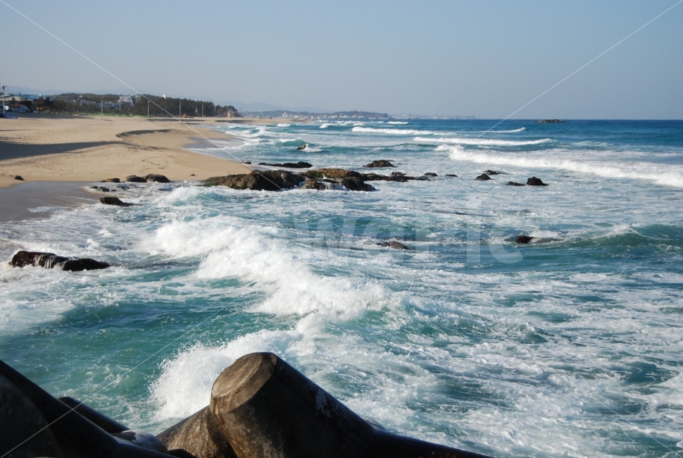 풍경,바다,겨울바다,파도,동해,동해바다,햇살,자연,풍경,nature,landscape,한국자연풍경,한국자연경관,korea nature landscape,해변,바다,beach,sea,outdoors,옥외,water,물,ocean,대양,sea waves