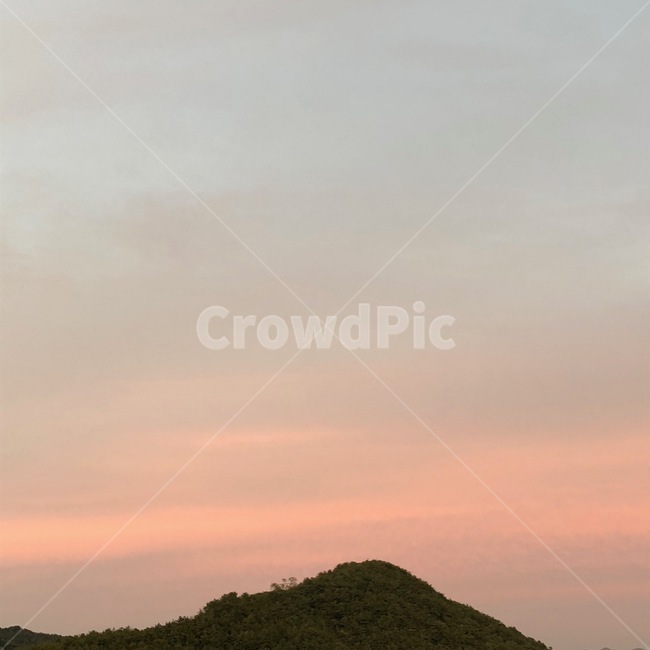 핑크하늘,하늘,노을,선셋,sunset,sky,예쁜하늘,감성,자연,분위기있는,pinksky,구름