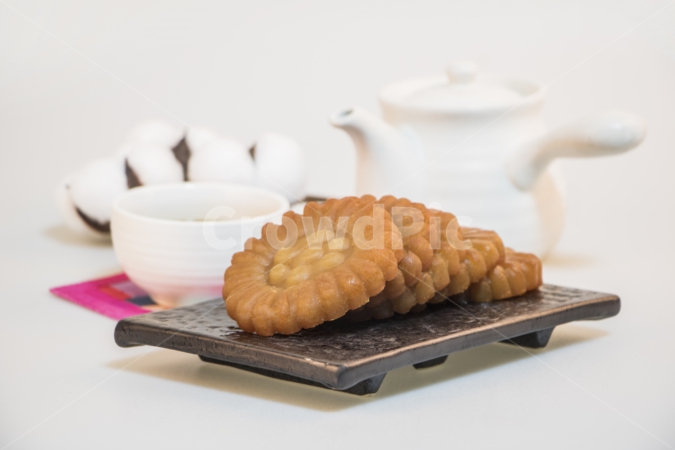 약과,한과,다과,찻잔,차,찻주전자,주전자,수정과,전통음식,음식,과자,목화,접시,그릇,전통,실내,이벤트,쇼핑,팝업,1월,구정,신정,설,설날,기획사진,컨셉사진,콘셉사진,배경,백그라운드,cookiesmadewithflour,sesameoil,honey,ricewine,snack,cookies,biscuit,Teapot,kettle,Koreatraditionaltea,persimmonpunch,tea,Cotton,flower,Korea,Traditional,Indoor,Event,Shopping,Pop,January,PlanningPhotos,ConceptPhotos,Backgrounds,한국전통,한국문화,korean traditional,korean culture,음식,식재료,요리,food,cook,meal,dishes,food reserves,디저트,간식,후식,dessert,snack,연출,컨셉,콘셉,direction,concept