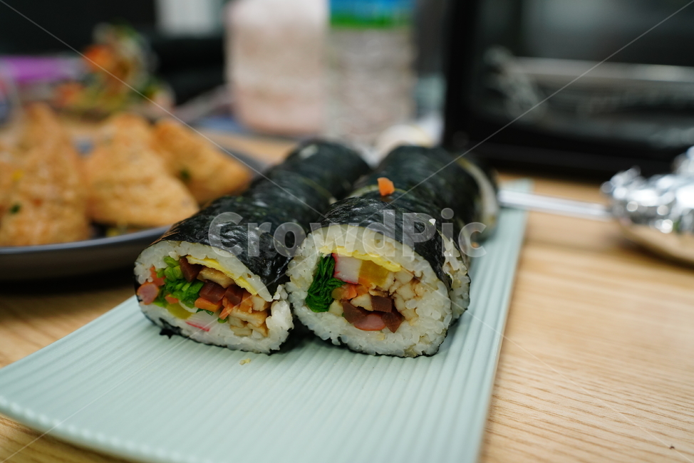 한식,김밥,유부초밥,음식,먹방,먹거리,요리,간식,분식,식사,푸드,집밥,food,음식,식재료,요리,food,cook,meal,dishes,food reserves
