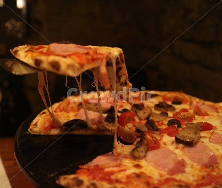 음식,피자,치즈,맛있는,식당,분위기,food,pizza,cheese,delicious,gourmet,restaurant,italian,이탈리안,요리,셰프,chef,식당메뉴,피자토핑,피자치즈,모짜렐라치즈,음식,식재료,요리,food,cook,meal,dishes,food reserves,양식,서양음식,서양요리,western food,western dishes,western meal,western cook