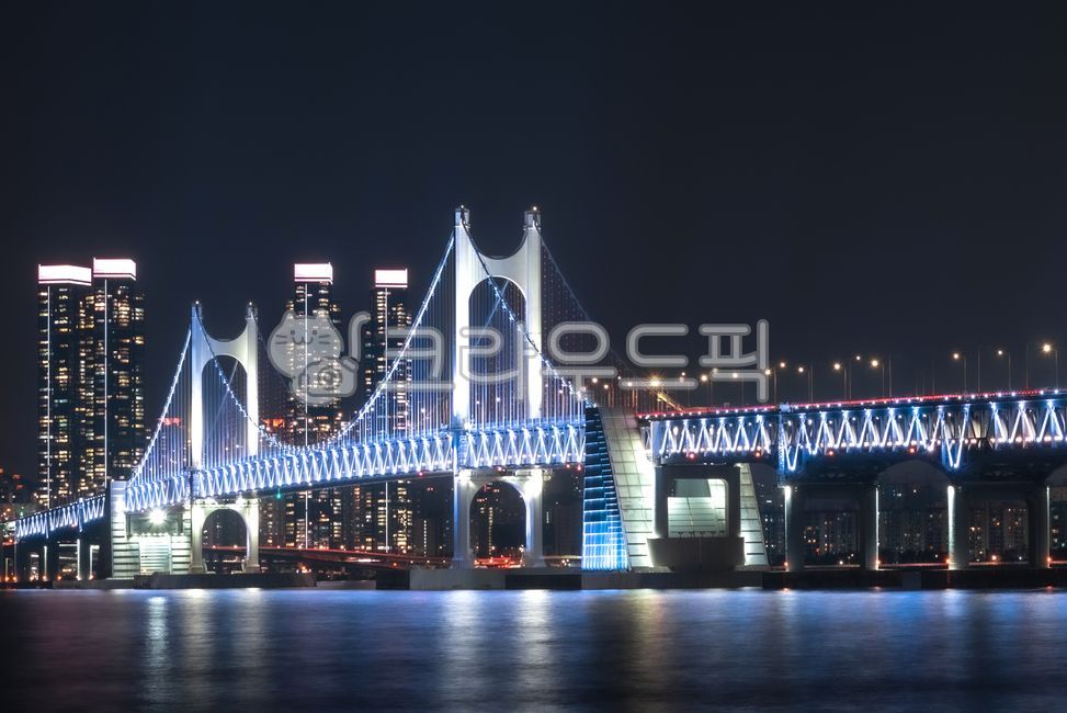 night view,Gwangalli,Busan,Gwangan Bridge,bridge,Haeundae,sea
