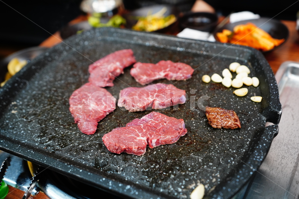 한우,소고기,육류,육식,한식,식사,음식,푸드,안주거리,먹거리,구이,술안주,음식,식재료,요리,food,cook,meal,dishes,food reserves,육류,고기,meat,한식,한국음식,한국요리,korean food,korean dishes,korean meal,korean cook