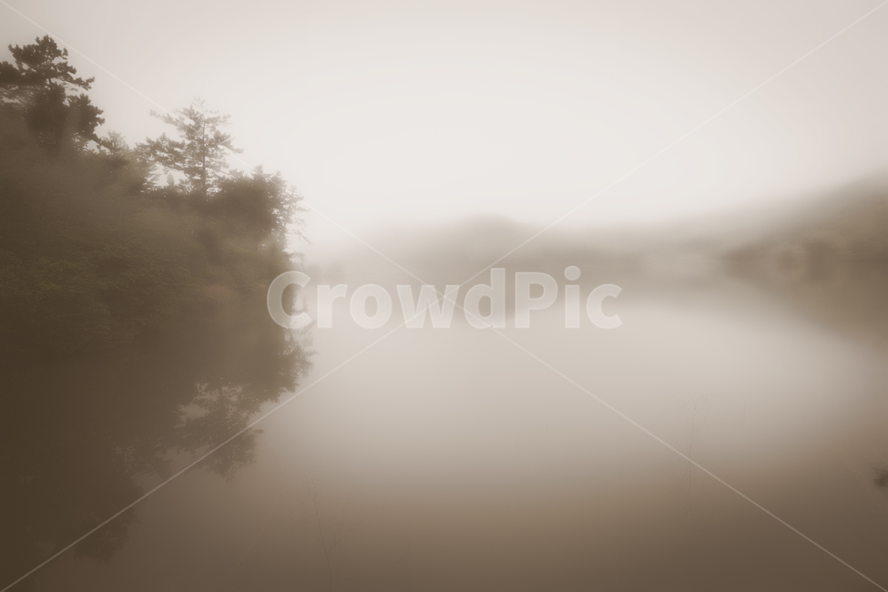 river,나들이,저수지,평화,고요함,자연,풍경,nature,landscape,한국자연풍경,한국자연경관,korea nature landscape,흑백,모노톤,monochrome,black and white,weather,날씨,outdoors,옥외