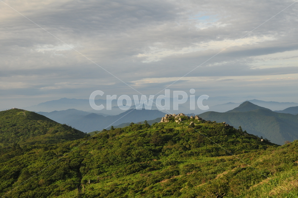 덕유산,덕유능선,운해,연봉,국립공원,한국자연풍경,한국자연경관,korea nature landscape