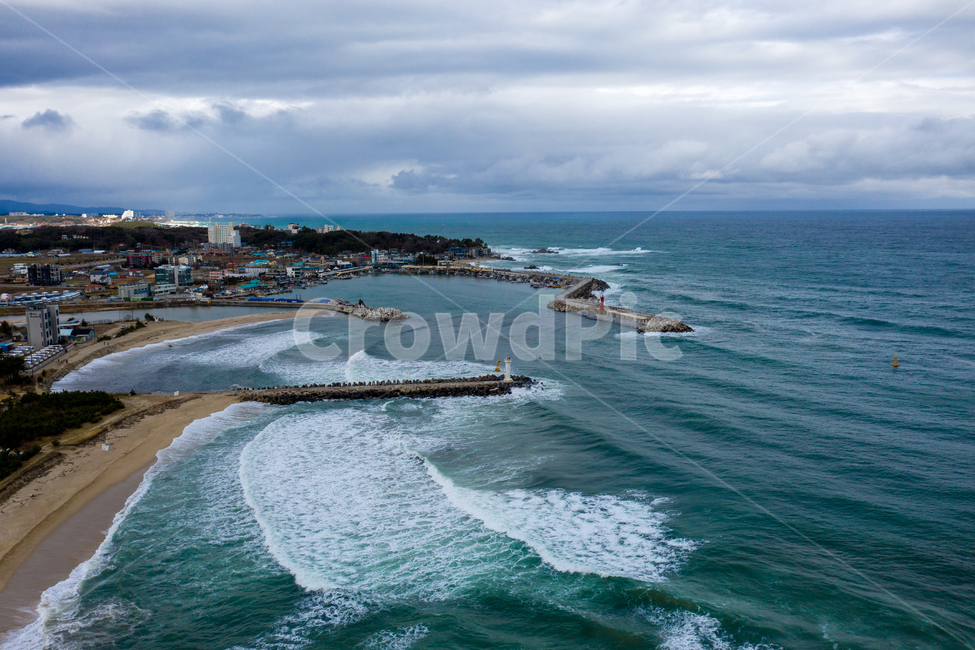 sea,바다,ocean,water,옥외,nature,자연,전경,사천진항,앞바다,항공뷰,거친파도,물보라,자연,풍경,nature,landscape