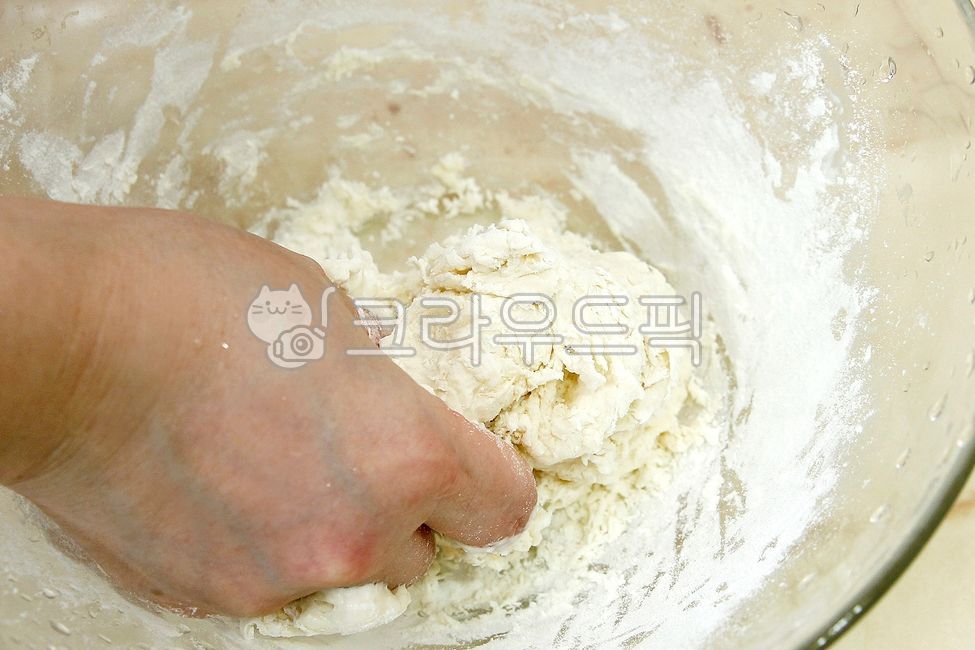 Homemade nondough dough,Potato sujebi,homemade beef soup,sujebi,cooking,food