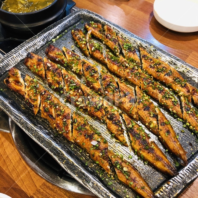 음식,요리,food,dishes,meal,식사,장어,장어구이,한국음식,보양식,건강식,koreanfood,koreandishes,koreantranditional