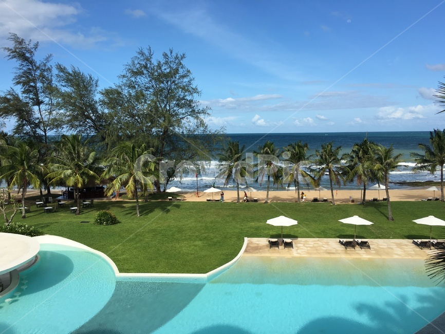 푸꾸옥,베트남,리조트,풍경,하늘,야자수,파라솔,resort,호텔,수영장,바다,sea,여름,계절,summer,season,building,건물,hotel