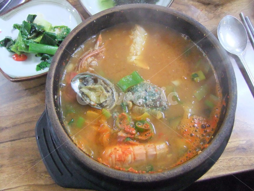 오분자기,오분자기뚝배기,뚝배기,음식,food,음식,식재료,요리,food,cook,meal,dishes,food reserves,한식,한국음식,한국요리,korean food,korean dishes,korean meal,korean cook