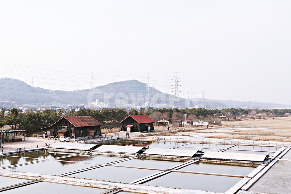 염전,소금창고,풍경,풍광,배경,소금,시골,마을,풍경,landscape,country,rural,town,산업,industry,industrial