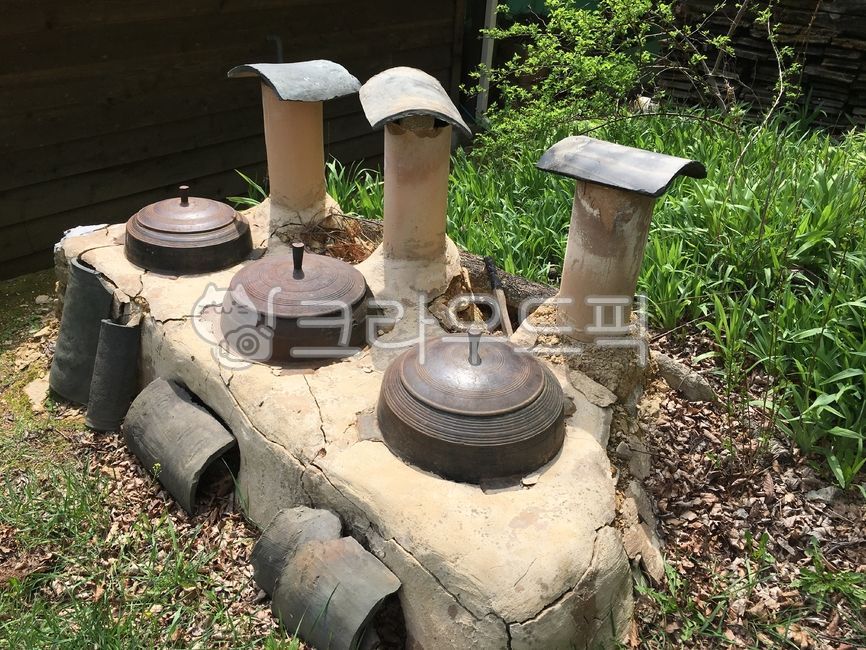 아궁이,부엌,가마솥,koreantraditionalkitchen,굴뚝,장작