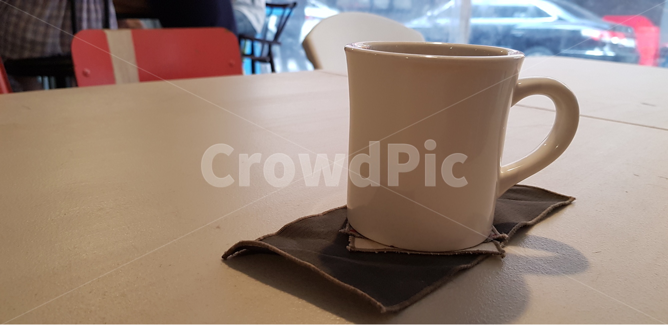 커피,카페,식탁,커피잔,그림자,컵,컵받침,커피받침,테이블,커피,카페,coffee,cafe