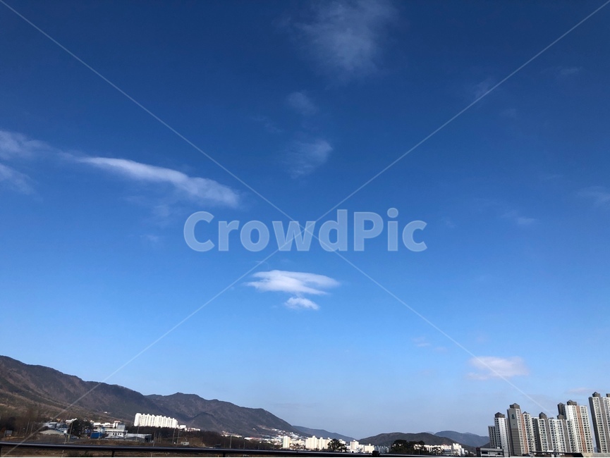 하늘,자연,파란하늘,깨끗한,파란색