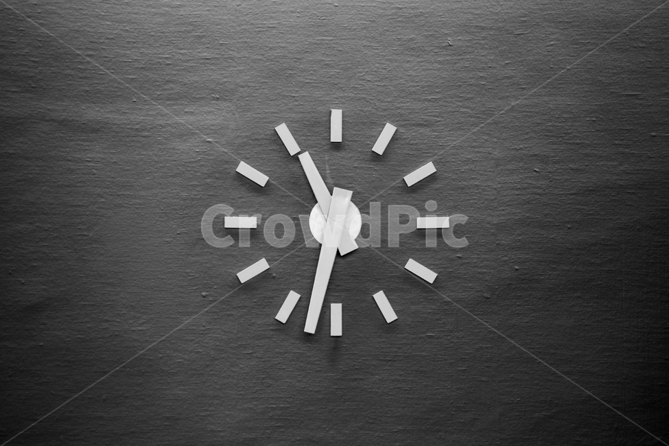 시계,blackwhite,흑백,시간,clock,time,noir,감성,고장난시계