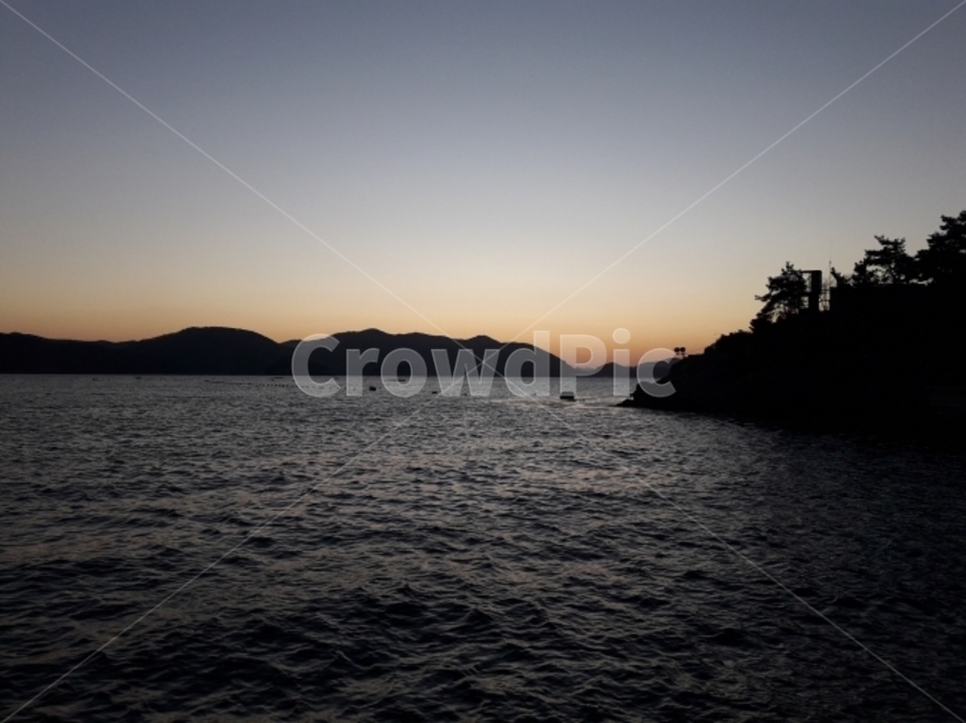 일출,통영,바다,해,땅거미,자연,풍경,nature,landscape,land,땅,outdoors,옥외,ocean,대양,water,물,sea,shoreline,해안선