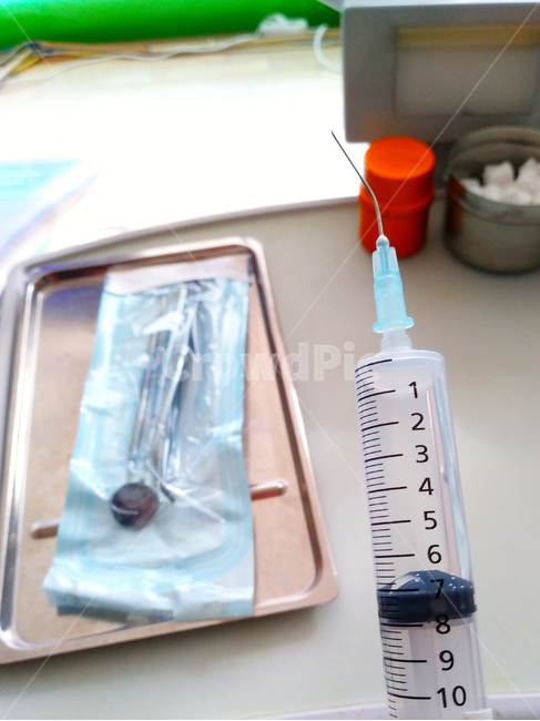 치과,진료준비,주사기,약물,소독,dental,의료,의학,치의학,Medicine,medical,equipment,disinfectant,disinfection,의료,의학,병원,medical,hospital,clinic,산업,industry,industrial