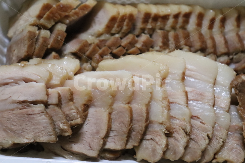 보쌈,돼지고기수육,수육,삼겹살,삶은고기,meet,bossam,pork,음식,식재료,요리,food,cook,meal,dishes,food reserves,육류,고기,meat,한식,한국음식,한국요리,korean food,korean dishes,korean meal,korean cook