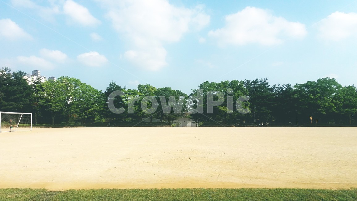 운동장,하늘,구름,맑음,맑은날씨,화창,나무,yard,cloud,수평,지평선