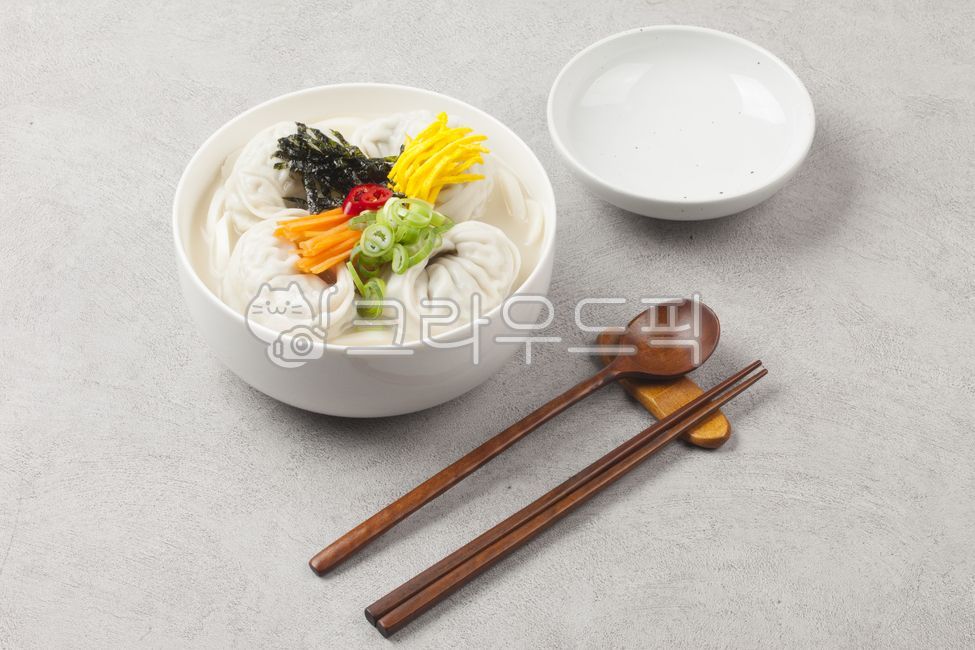 떡국,떡만두국,만두국,만두,가래떡,고명,설음식,명절음식,설날음식,요리