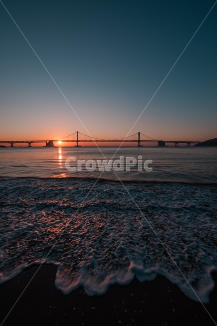 일출,광안대교,광안리해수욕장,새벽,풍경,해변,바다,beach,sea,랜드마크,landmark,tourist attraction,한국랜드마크,한국관광지,한국명소,korea landmark,korea tourist attraction