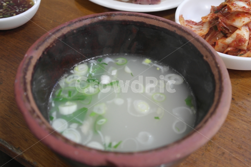 설렁탕,뼈국물,해장국,국밥,한국음식,음식,식재료,요리,food,cook,meal,dishes,food reserves