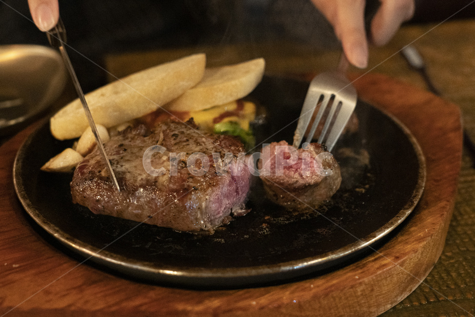 스테이크,steak,소고기,쇠고기,송아지고기,양식,음식,식재료,요리,food,cook,meal,dishes,food reserves,육류,고기,meat