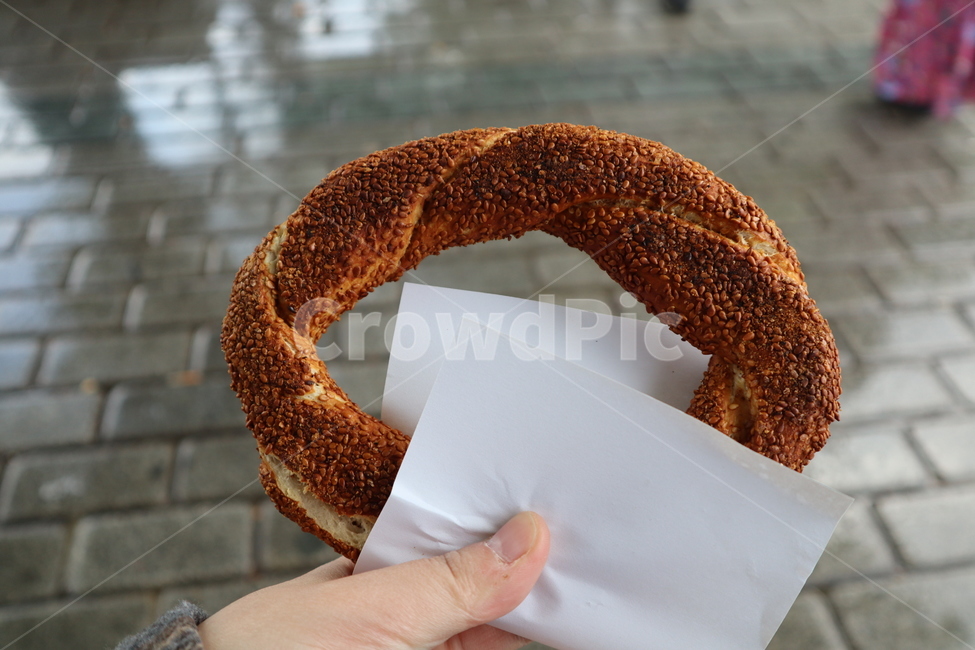 시미트,빵,simit,bread,food,음식,음식,식재료,요리,food,cook,meal,dishes,food reserves,빵,bread,디저트,간식,후식,dessert,snack