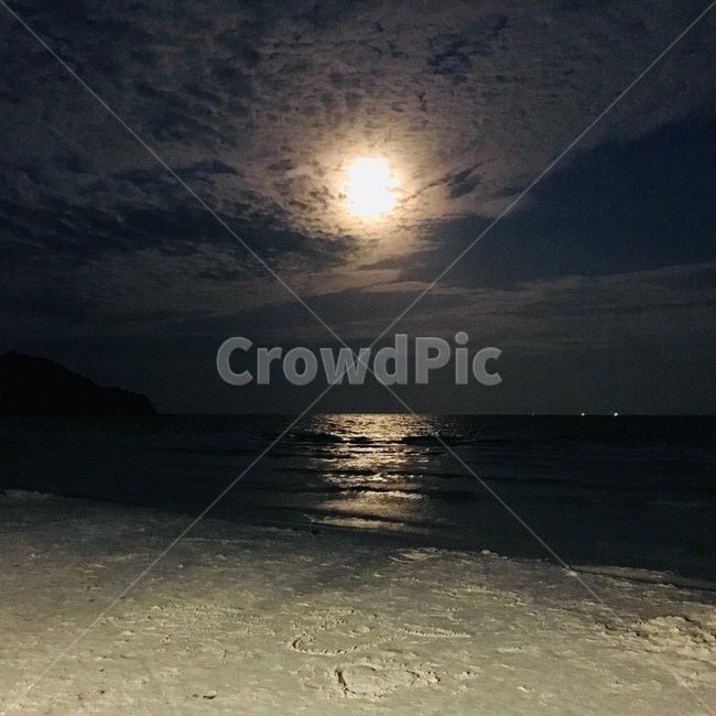 밤바다,바다,하늘,달,섬