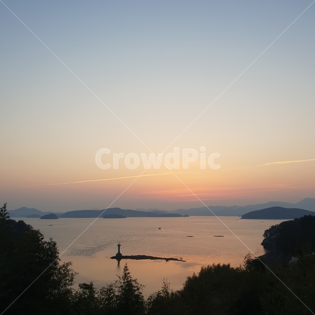 해질녘,노을,바다,다도해,저녁바다,노을바다,자연,풍경,nature,landscape,outdoors,옥외,sunset,일몰,red sky,붉은 하늘,sky,하늘,dusk,황혼,dawn,새벽