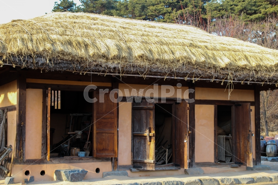 초가집,한국전통,한국전통집,koreatradition,집,한국,한국적인,한국전통가옥,시골,마을,풍경,landscape,country,rural,town,한국전통,한국문화,korean traditional,korean culture,건축물,건물외관,exterior,building,structure,architecture,construction