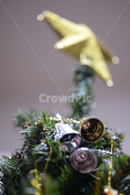 크리스마스,트리,장식,구슬,Christmas,ball,decoration,성탄절,겨울,계절,winter,season,기념일,축하,anniversary,congratulation,celebrate,celebration,메리크리스마스,성탄절,merry christmas,사물,물건,오브젝트,thing,object,matter