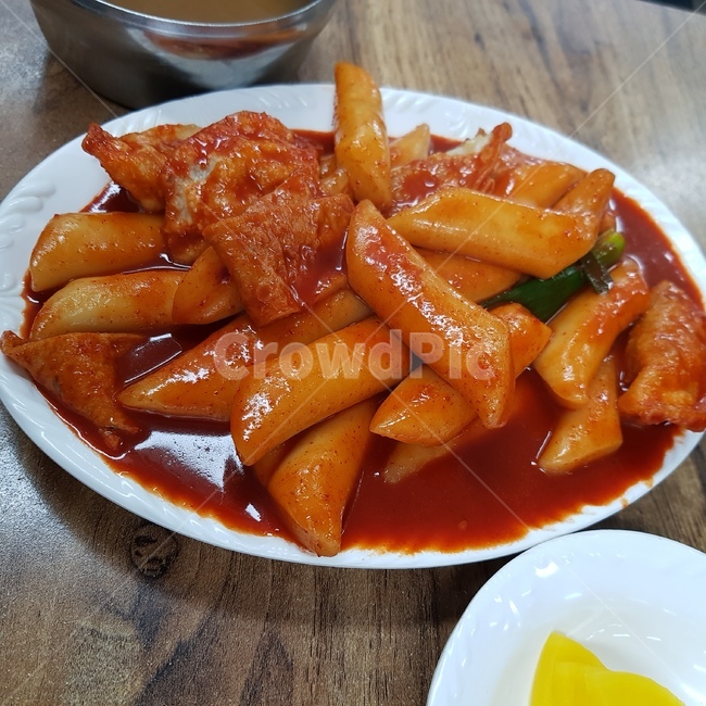 시장,떡볶이,쌀떡볶이,오뎅,매콤,음식,식재료,요리,food,cook,meal,dishes,food reserves