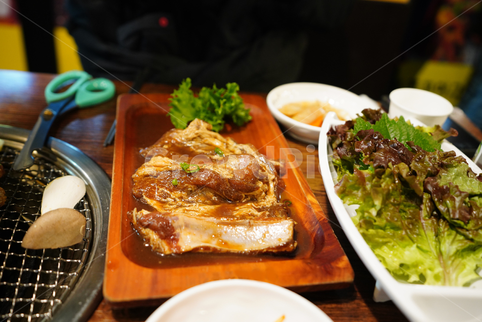 갈비,돼지,구이,안주,한식,음식,먹거리,고기,육류,육식,식사,음식,식재료,요리,food,cook,meal,dishes,food reserves,육류,고기,meat