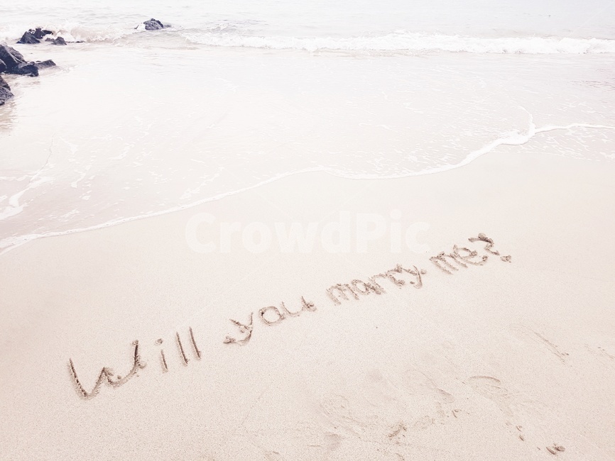 willyoumarryme,marryme,프로포즈,고백,결혼할래,결혼해줄래,바닷가낙서,해변낙서,모래글씨,해변글씨,해변,바다,beach,sea,연인,커플,사랑,lover,couple,결혼,혼례,웨딩,wedding,marriage,marry,감정표현,기분,feeling,emotion