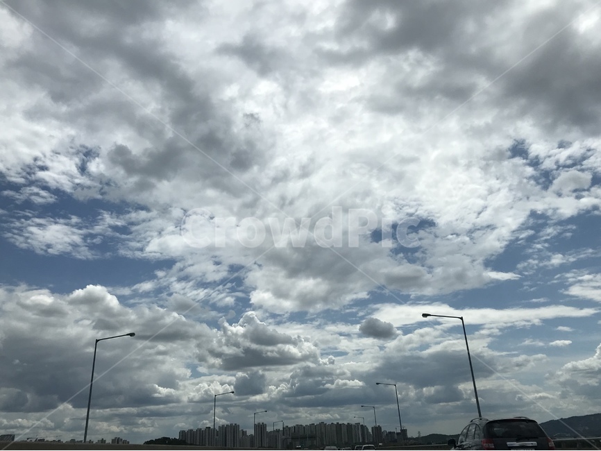 하늘,구름,cloud,풍경,뭉게구름,햇살,감성,하늘색