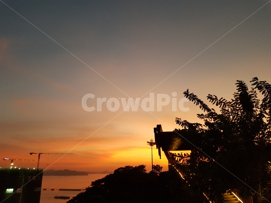 자연,nature,햇빛,sunlight,sunset,일몰,sky,하늘,redsky,붉은하늘,황혼,빛,light