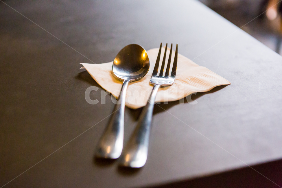 숟가락,spoon,포크,수저,정물,용품,fork,냅킨,사물,물건,오브젝트,thing,object,matter