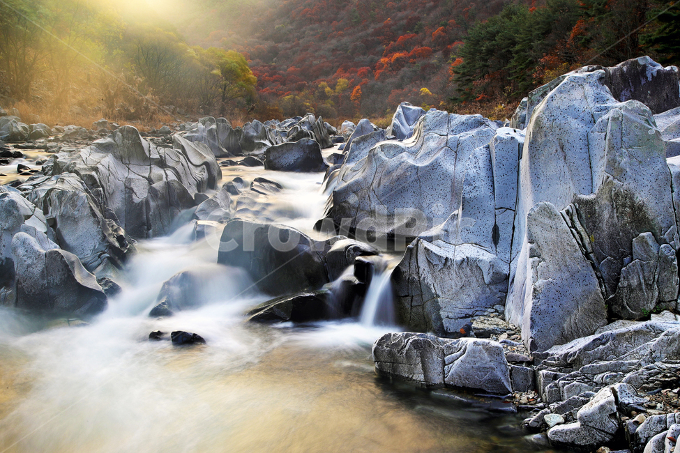 청송,백석탄,백석탄계곡,백석탄추색,가을,추경,계절,바위,물흐름,water,물,nature,자연,outdoors,옥외,river,강,waterfall,폭포,경치,경관,풍경,만추,단풍,자연,풍경,nature,landscape