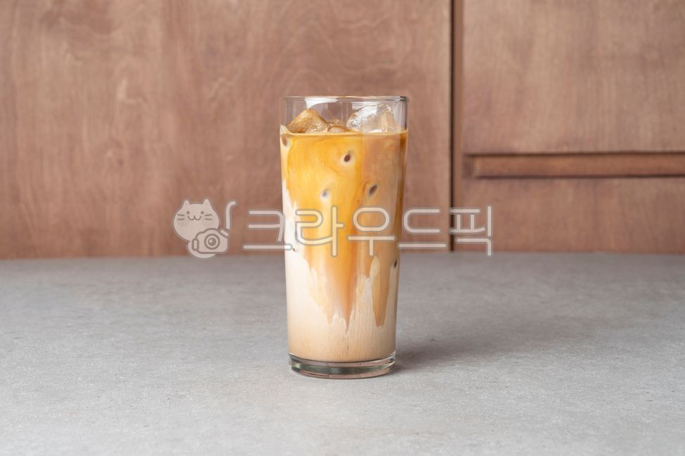 Vanilla Latte,cafe,Cafe Latte,beverage,Latte,vanilla